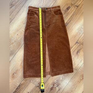 LOFT Brown Corduroy Pencil Skirt 00P